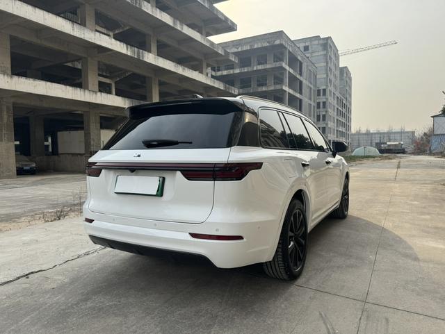 Pre-Owned Li ONE 2021 Extended - Range 6 - Seat Edition