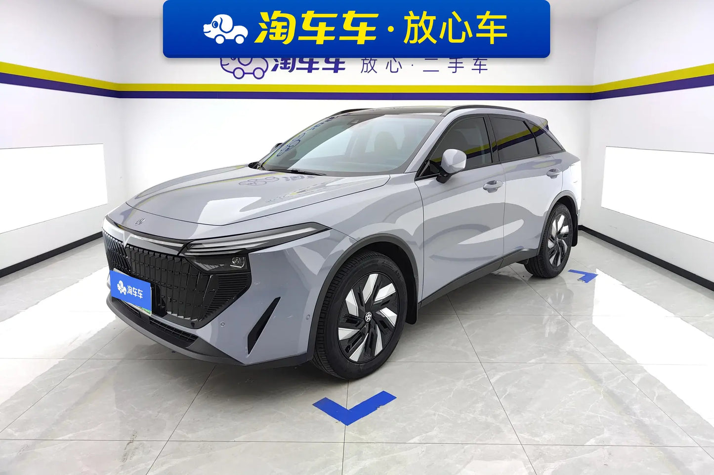 Certificated Pre-Owned Dongfeng Nissan Venucia Big V DD-i 2023 110KM iT Version