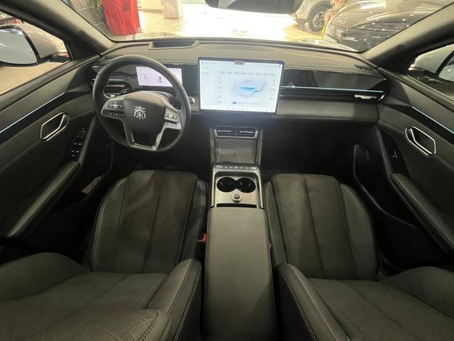 Certificated Pre-Owned BYD Qin L EV 2025 545KM Excellence Version -u22473977