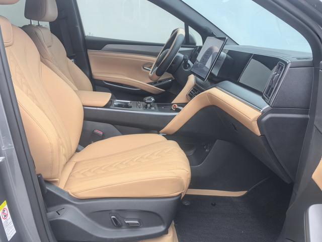 Certificated Pre-Owned BYD Song L DM 2025 Intelligent Driving Edition DM-i 112KM Beyond Model