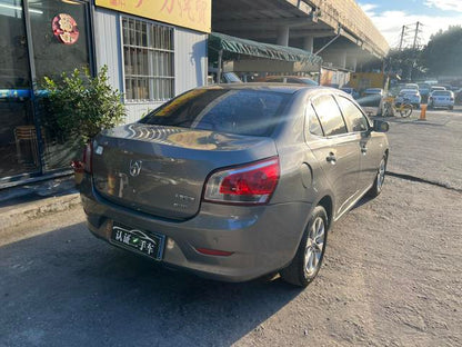 SAIC-GM-Wuling Baojun 630 2013 1.5L Automatique Édition Confort d'occasion certifiée - u20689320