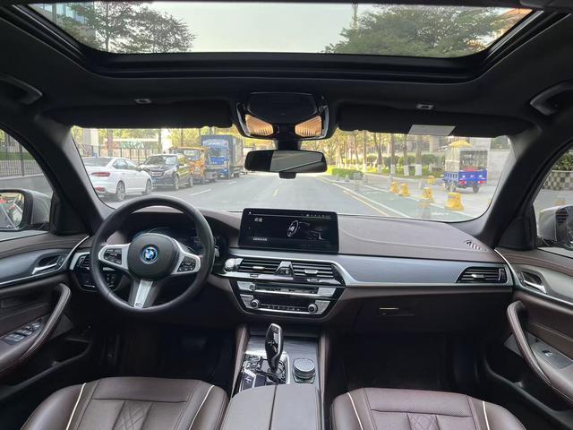 Certificated Pre-Owned BMW 5 Series PHEV 2022 Facelift 535Le Pioneer Edition M Sport Package -u22493381