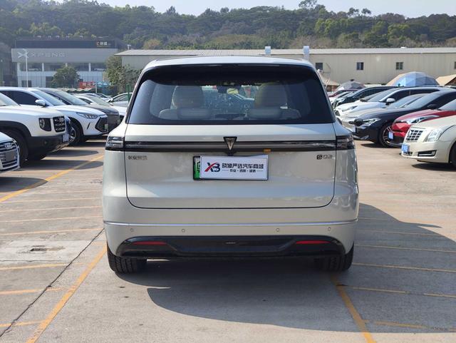 Certificated Pre-Owned Deepal S09 2025 Rear-Wheel Drive Ultra -u22695504