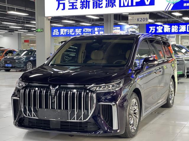 Certificated Pre-Owned VOYAH Dreamer PHEV 2024 Ultra-Long Range Flagship Edition -u22095246