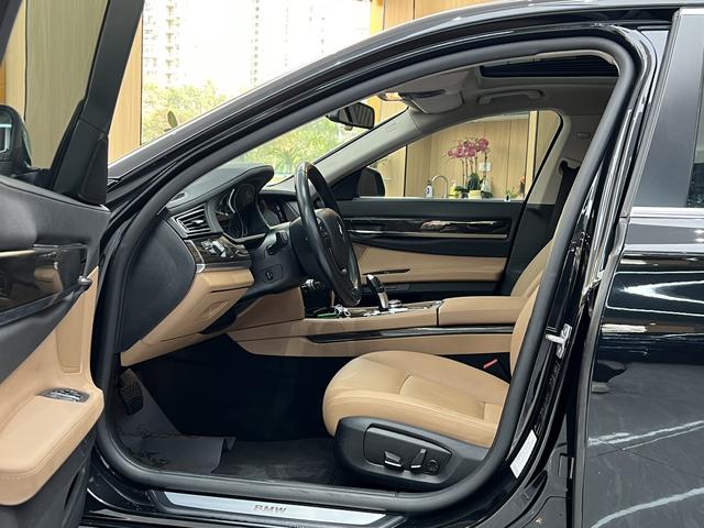 Certificated Pre-Owned BMW 7 Series 2013 730Li Leading Edition - u22748126