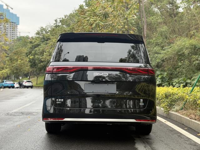 Certificated Pre-Owned BYD Xia 2025 DM-i 180KM Excellence Edition -u22610035