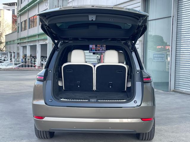 Certificated Pre-Owned Li Auto L8 2024 Ultra Edition -u22744363