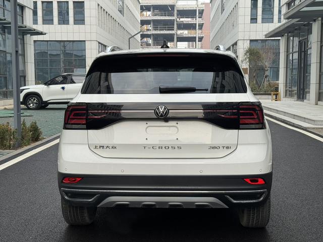 Certificated Pre-Owned T-Cross 2022 280TSI DSG Comfort Edition - u22151794