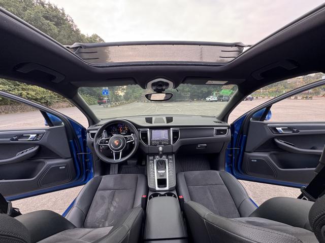 Certificated Pre-Owned Porsche Macan 2016 Macan 2.0T - u22550012