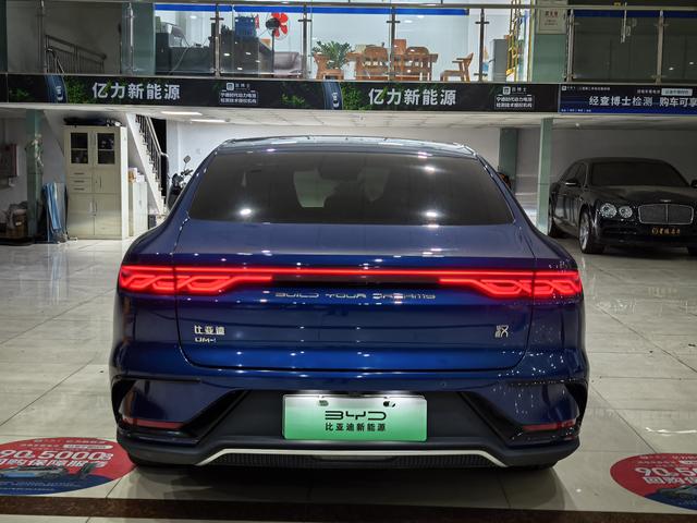 Certificated Pre-Owned BYD Han DM 2022 DM-i 121KM Premium Edition -u22685423