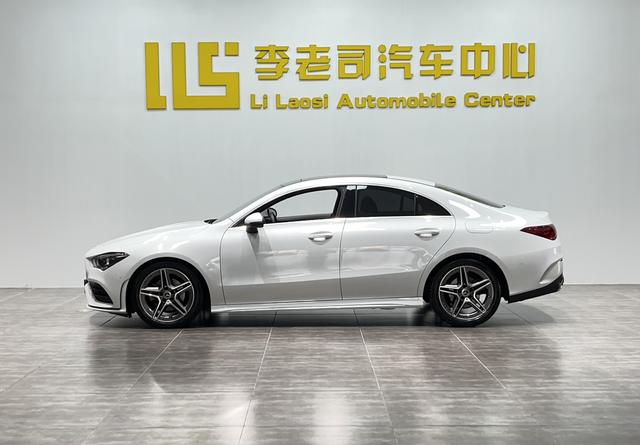 Certificated Used Mercedes-Benz CLA 2020 CLA 200 Five-Door Shooting Brake