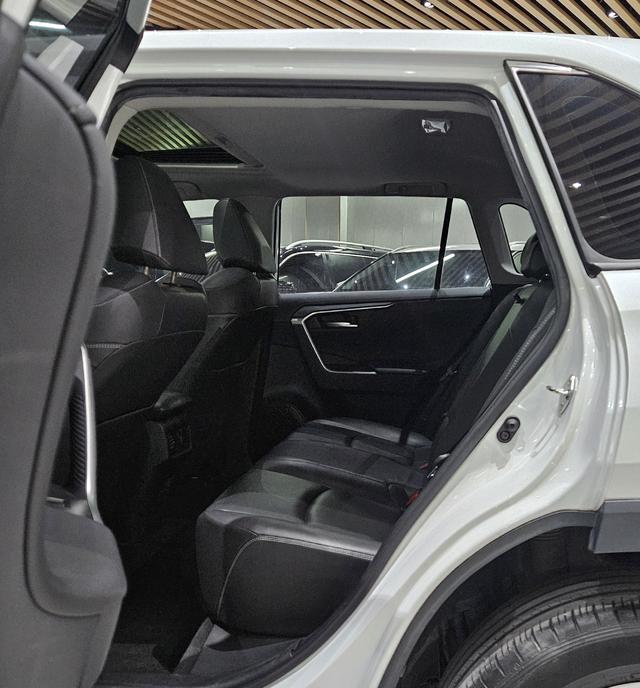 Certificated Pre-Owned RAV4 Rongfang 2021 2.0L CVT Two-Wheel Drive Fashion Plus Edition - u22292695