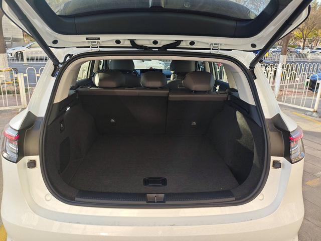 Pre-Owned Shangjie H5 2025 Extended Range Max