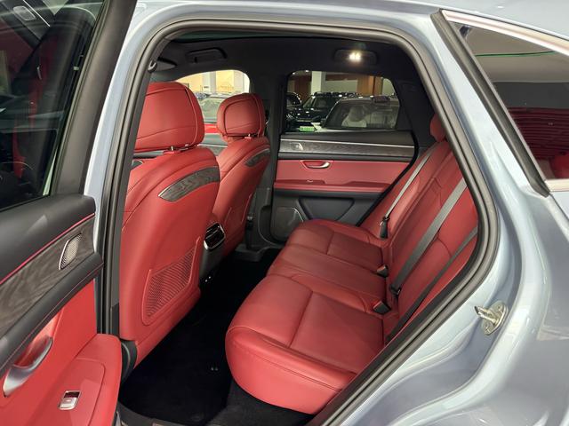 Certificated Pre-Owned Wenjie M5 2022 All-Electric Four-Wheel Drive Performance Edition -u22723230