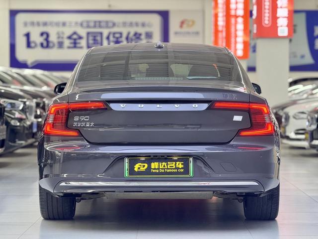 Certificated Pre-Owned Volvo S90 PHEV 2022 T8 E-Drive Hybrid Inscription Luxury Edition