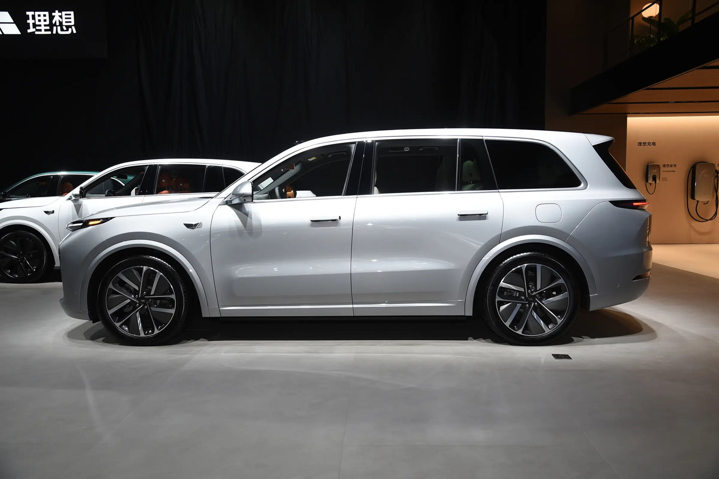 Li Auto L9-Híbrido REEV
