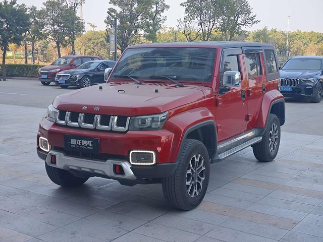Certificated Pre-Owned BAIC Off-Road BJ40 2020 2.0T Automatic Four-Wheel Drive City Hunter Edition Knight Model - u22437547