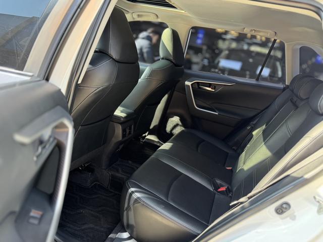 Certificated Pre-Owned RAV4 Rongfang 2021 2.0L CVT Two-wheel Drive Fashion Edition - u22211880
