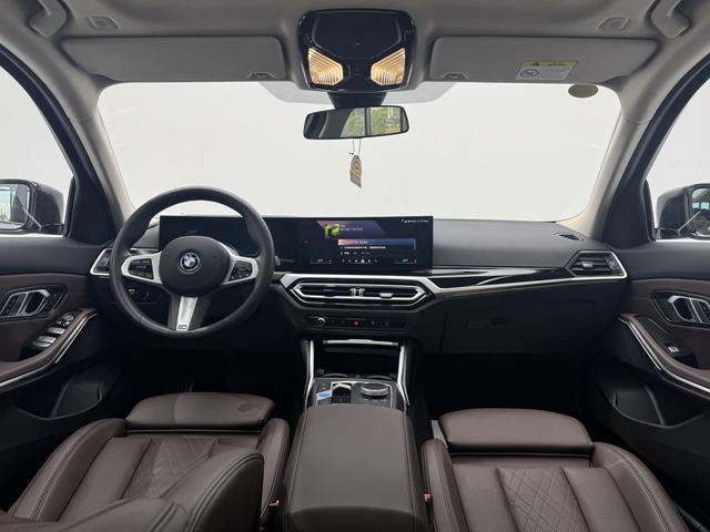 Certificated Pre-Owned BMW i3 2023 eDrive 40 L Night Edition Package -u22397405