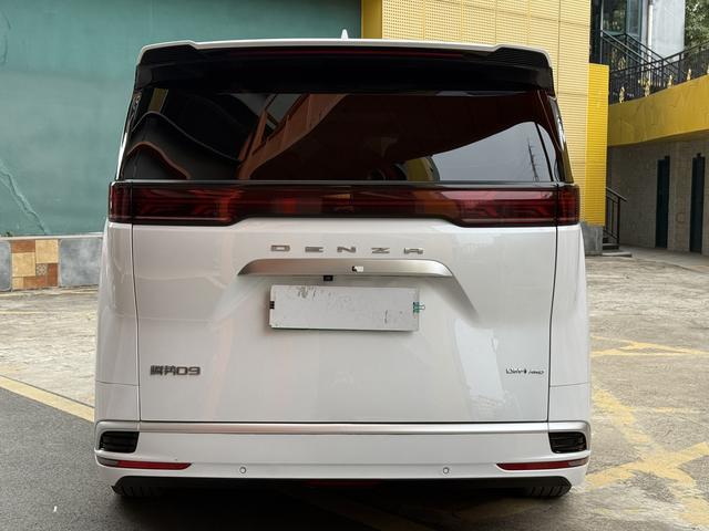 Certificated Pre-Owned Denza D9 DM 2024 980 4WD Honor Edition -u22510784