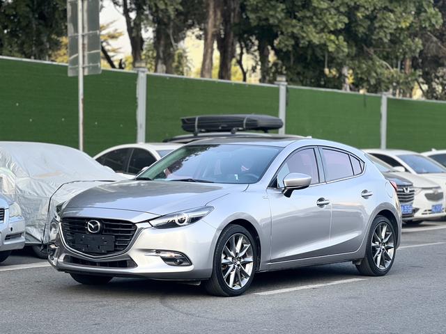 Certificated Pre-Owned Mazda 3 Axela 2017 Hatchback 2.0L Automatic Sporty National V - u22427786