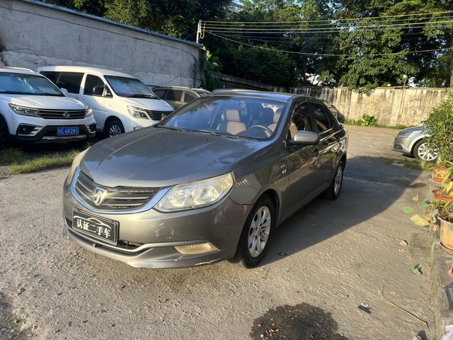 SAIC-GM-Wuling Baojun 630 2013 1.5L Automatique Édition Confort d'occasion certifiée - u20689320