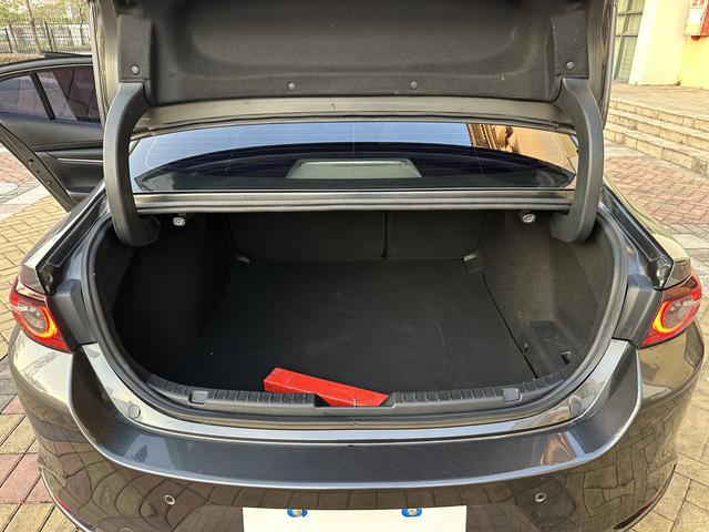 Certificated Pre-Owned Mazda 3 Axela 2021 2.0L Automatic Premium Edition - u22412794