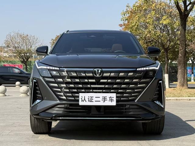 Certificated Pre-Owned Changan UNI-Z 2025 1.5T DCT Premium Edition - u22414419