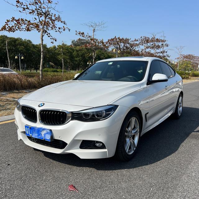 Certificated Pre-Owned BMW Series 3 2020 320i Sport Package - u22347826